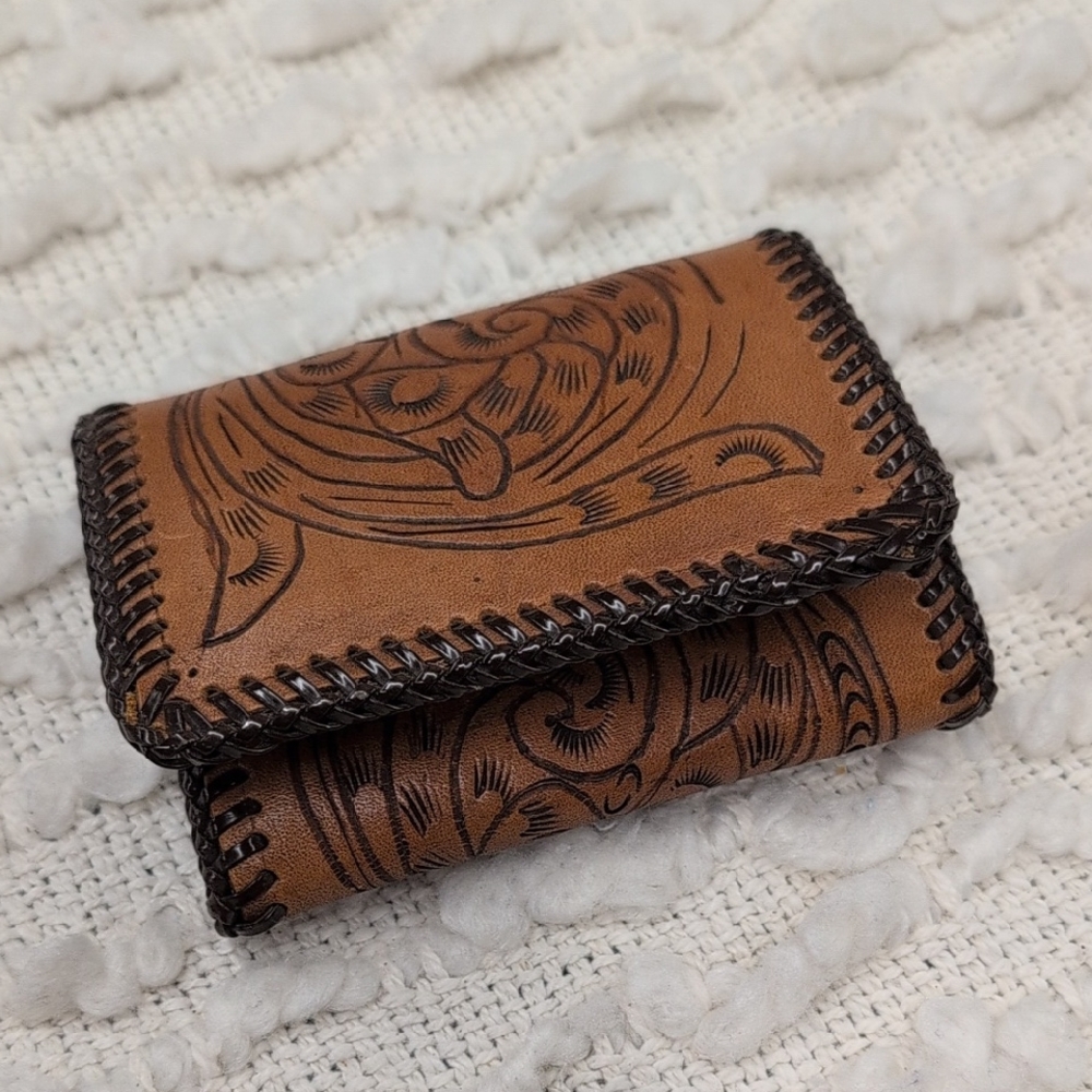 Vintage Tooled Leather Tri Fold Men's Women's Brown Tan Wallet Billfold